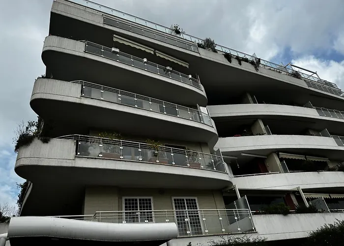 Dolcevita Eur Torrino Prestige Апартаменты *